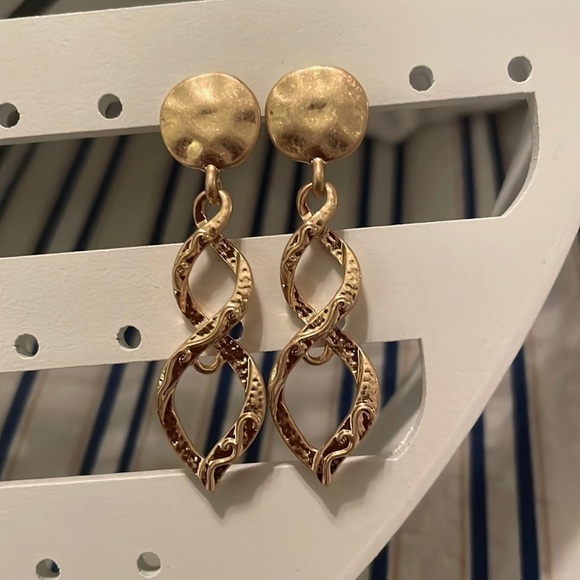 Dangle Gold Earrings - Picture 1 of 1